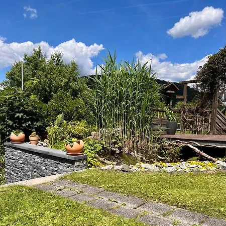 Dicker Stein アパート *